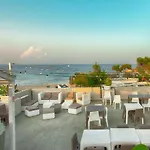 Aparthotel The Garden 4*