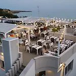Apartahotel The Garden Pulsano