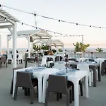 Aparthotel The Garden Pulsano