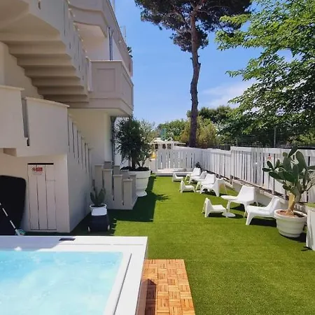 The Garden 3*