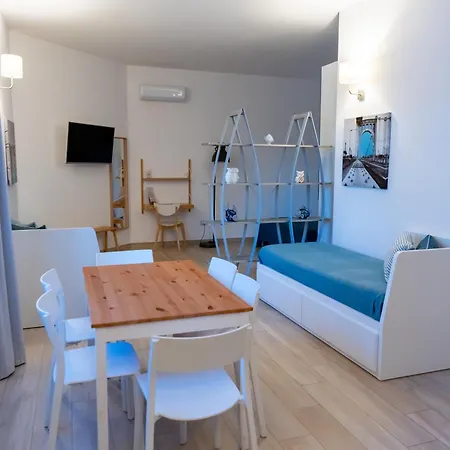 Apartmanhotel The Garden Pulsano